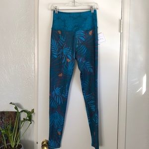 Beyond Yoga Justina Blakeney Leggings- High Waist